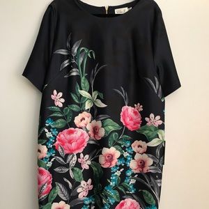 Floral Print Scuba Shift Dress - Size 16